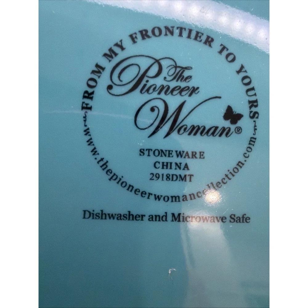 Pioneer Woman Dinner Plate Country Farm Cottage 10.5